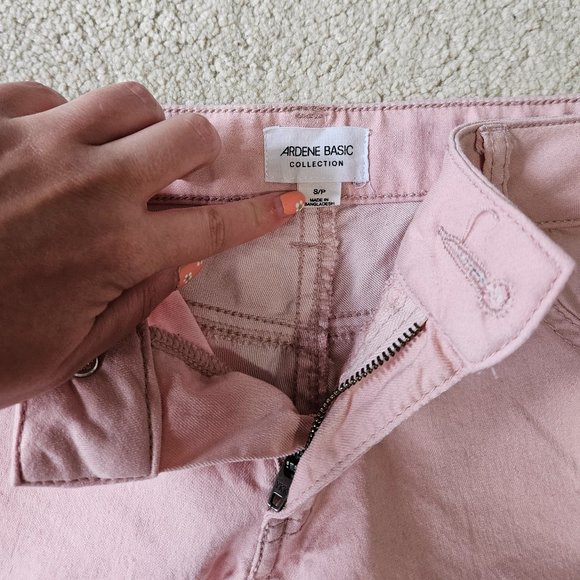 High waisted pink stretchy cuffed shorts - Picture 6 of 8